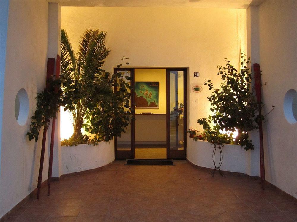 Il Gabbiano Hotel La Maddalena  Luaran gambar