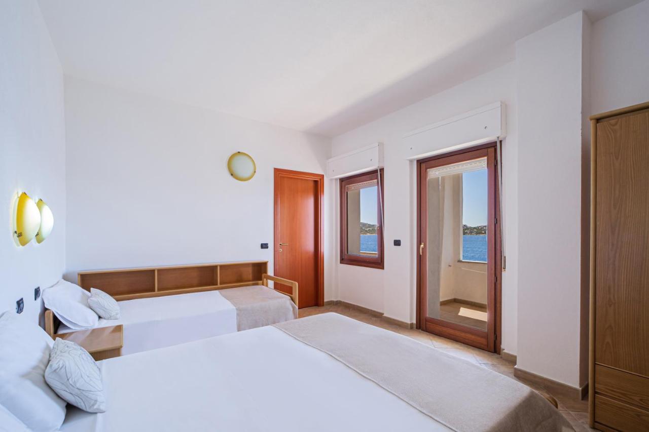 Il Gabbiano Hotel La Maddalena  Luaran gambar