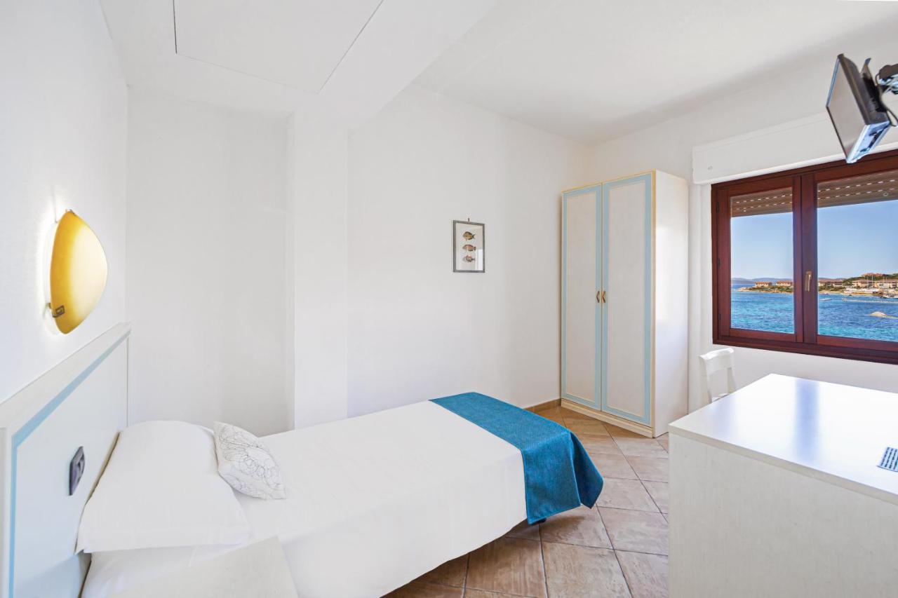 Il Gabbiano Hotel La Maddalena  Luaran gambar